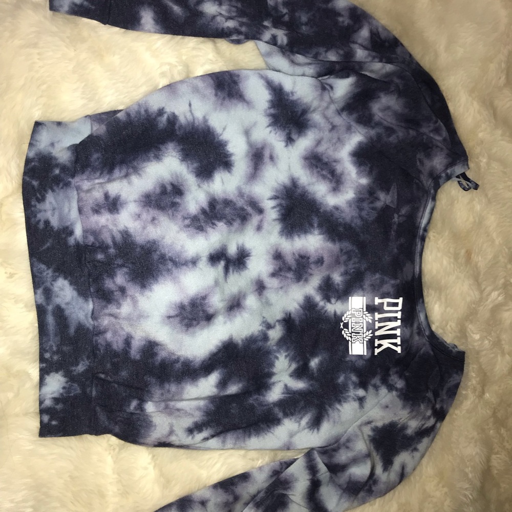 tie dye VS PINK sweater